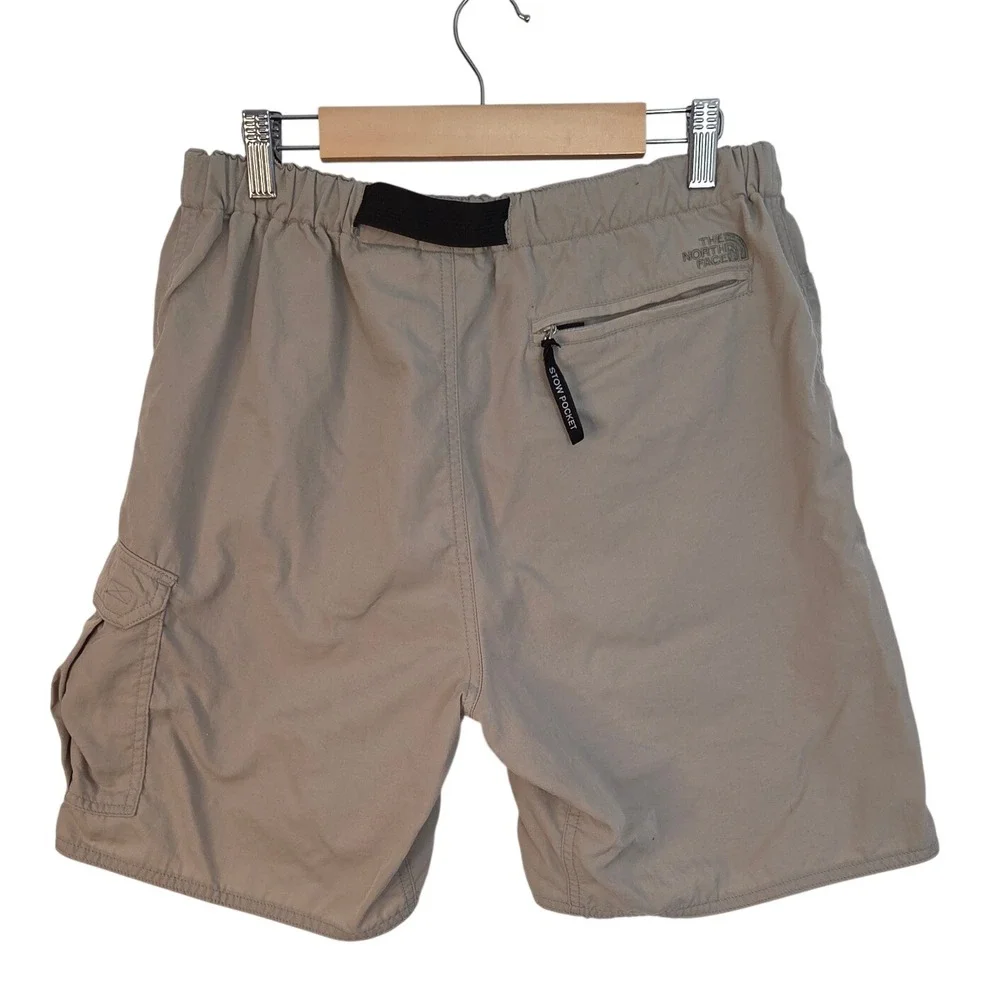 The North Face Men Tan Cargo Shorts M Inseam 7.5‎ in Belted Hiking Outdoor